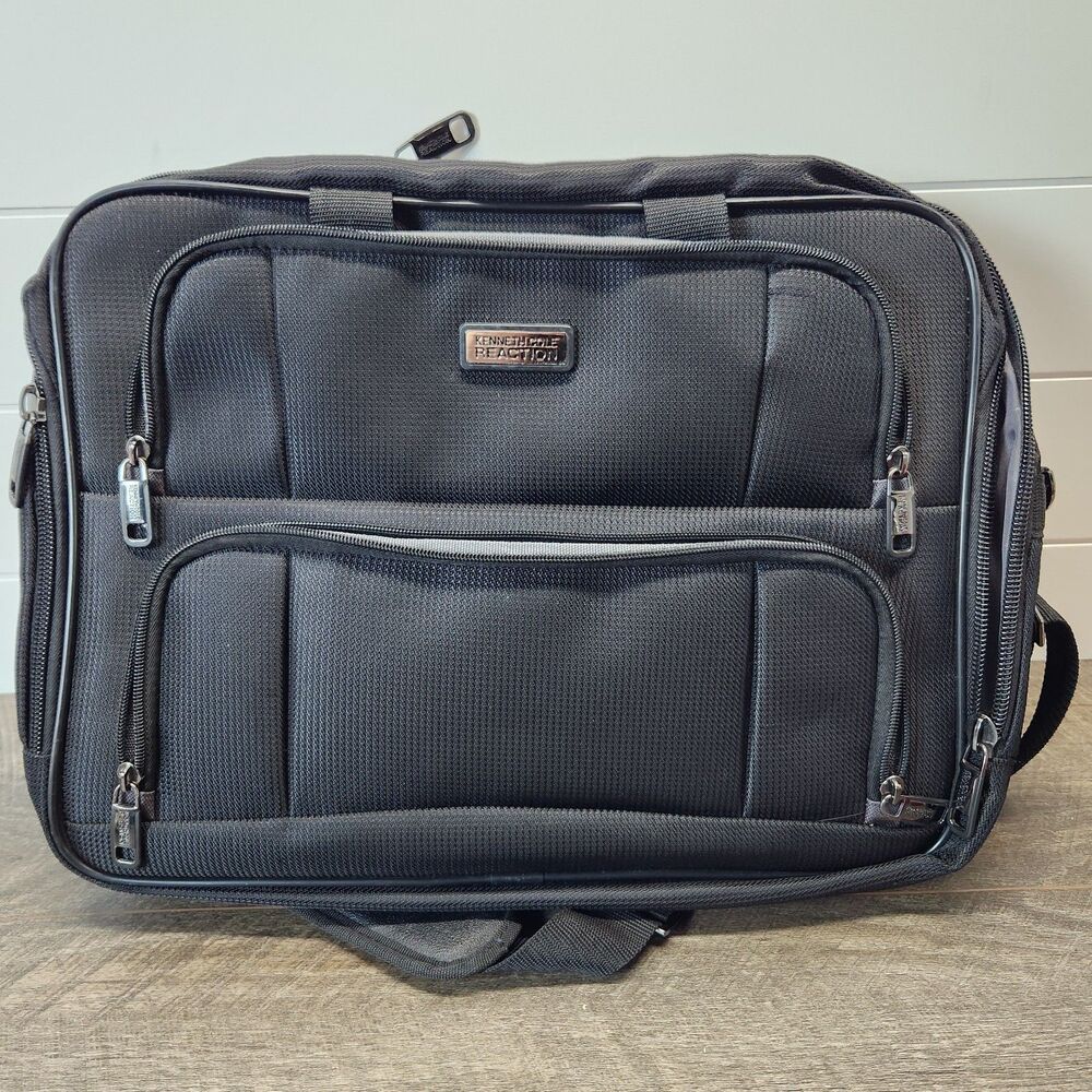 Kenneth Cole Reaction EZ-Scan 17" R-Tech Laptop Messenger Bag Black - Picture 2 of 12